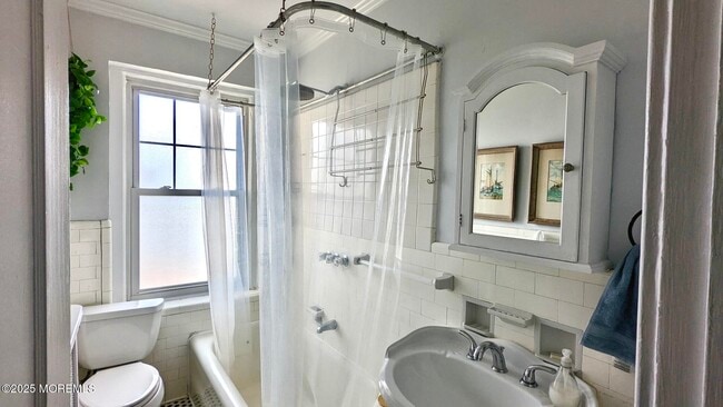 Building Photo - 500 Deal Lake Dr