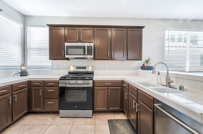 Building Photo - Single Story, 3 Bedroom, 2 Bath in Summerlin!