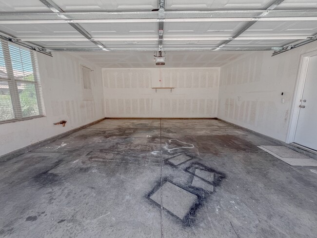 Building Photo - 5646 St Elias St