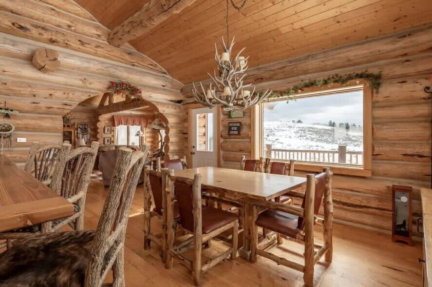 Building Photo - 10455 Rammell Mountain Rd