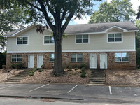 Building Photo - 2504 Redwood Ct