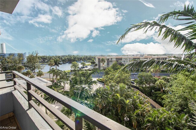 Building Photo - 500 Three Islands Boulevard