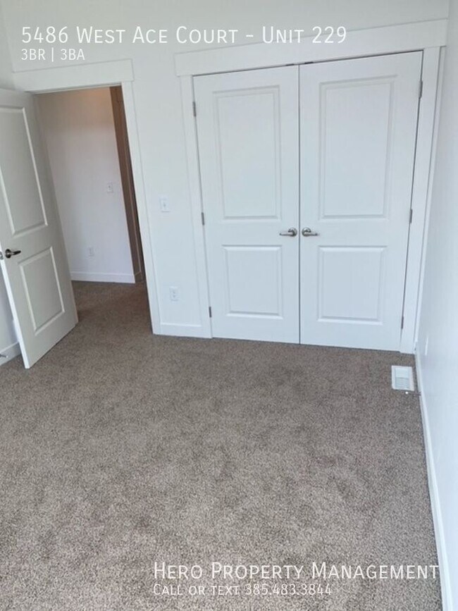 Building Photo - 5486 Ace Ct