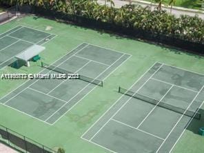 Building Photo - 2500 Parkview Dr