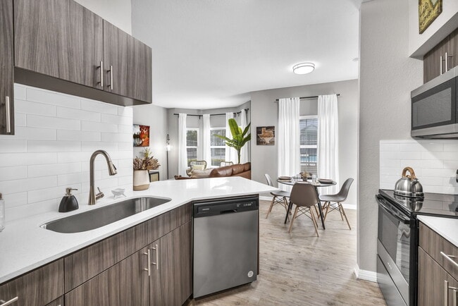 Building Photo - SoCo Apartments