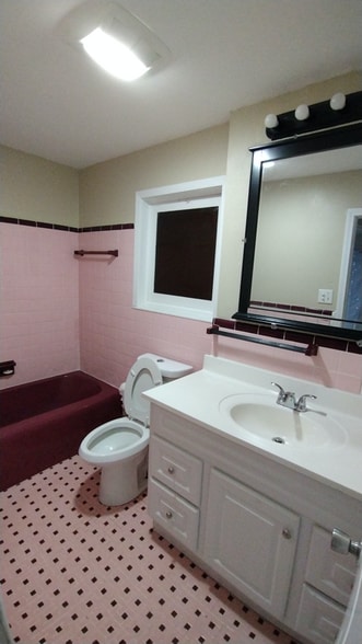 Building Photo - 5744 Guice Dr