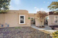 Building Photo - NE 2 Bedroom 2 Bath with Garage