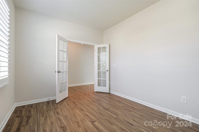 Building Photo - 15115 Moulin Ct Dr