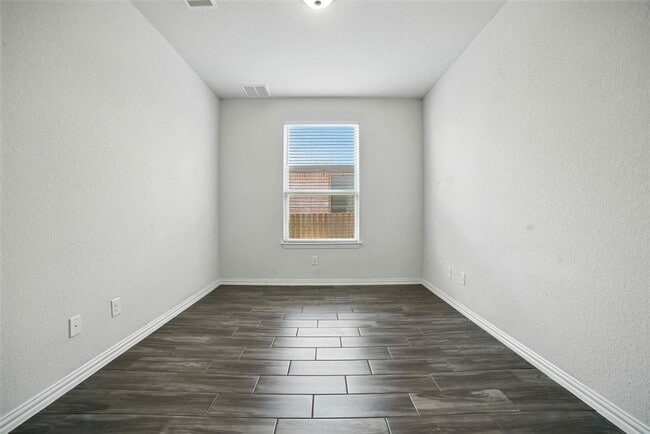Building Photo - 3054 Columbus Loop