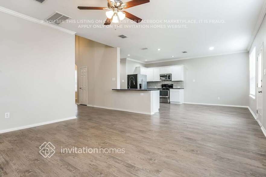 Building Photo - 1248 Sweetwater Dr