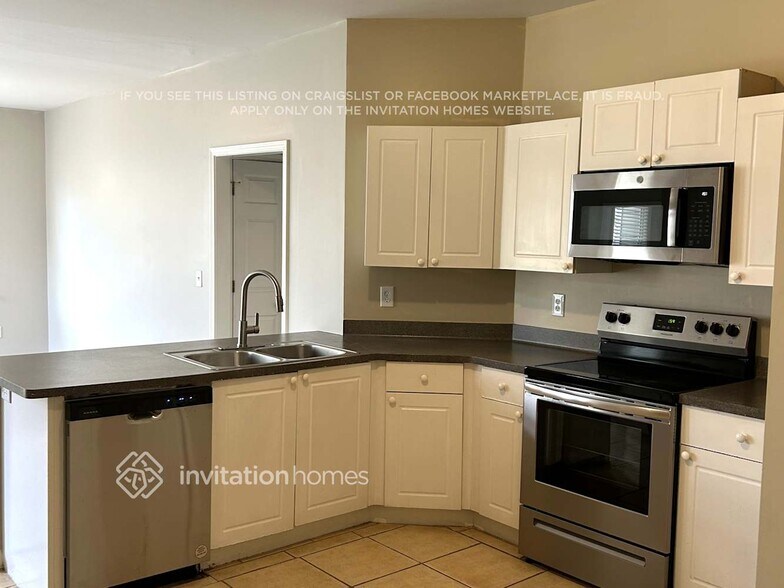 Building Photo - 6190 Ivey Springs Chase