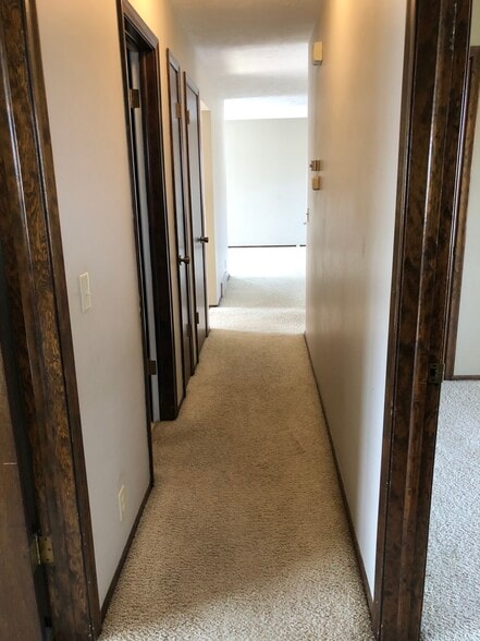 Building Photo - 10205 T Cir