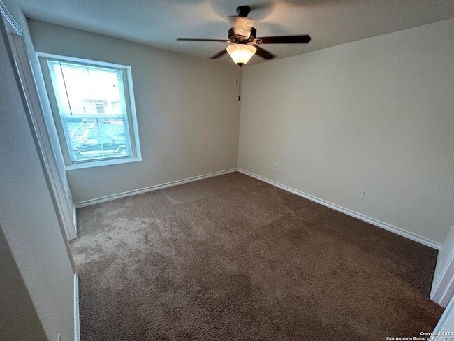 Building Photo - 622 Meadow Arbor Ln