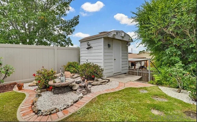 Building Photo - 1362 Saddleview Ct
