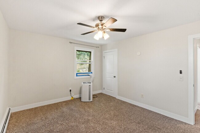 Building Photo - 2407 Virgo Dr