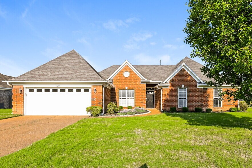Primary Photo - 7499 Essayons Dr