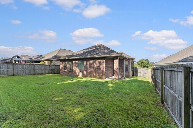 Building Photo - 27320 Lashay Dr