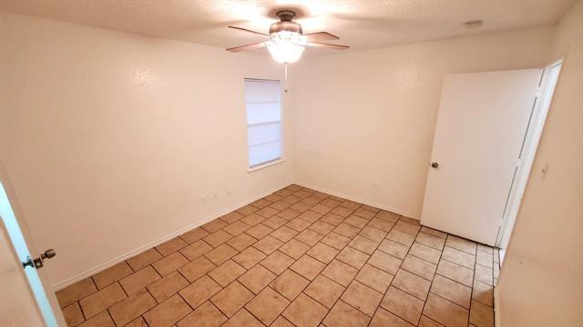 Building Photo - 3427 Republic Dr