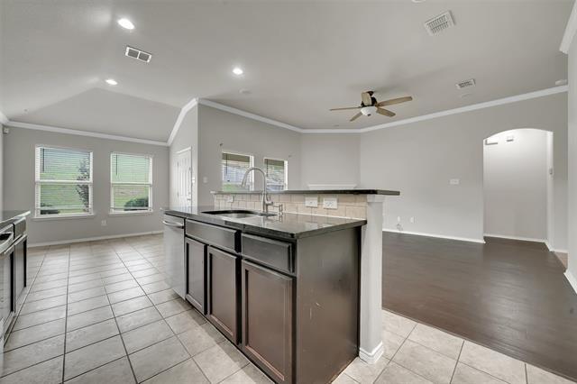 Building Photo - 1209 Evers Dr