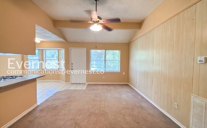 Building Photo - 5405 Shirley St