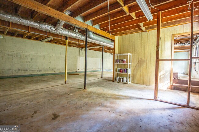 Building Photo - 1834 Dogwood Ct SW