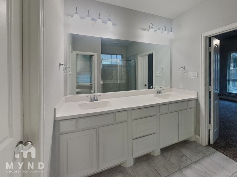 Building Photo - 3309 Damsel Sauvage Ln