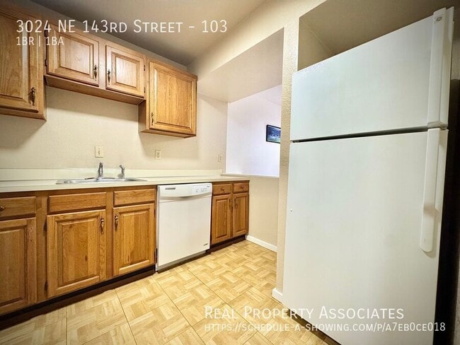 Building Photo - 3024 NE 143rd St