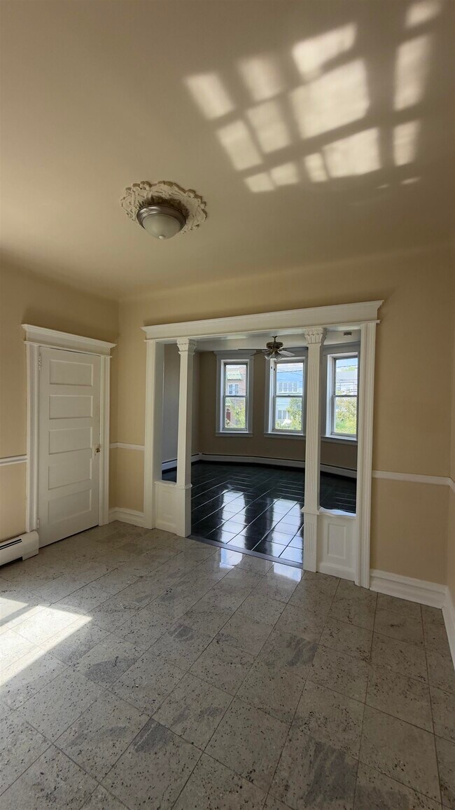 Building Photo - 628 Palisade Ave