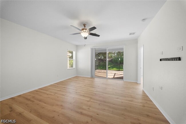 Building Photo - 11133 Peace Lilly Way