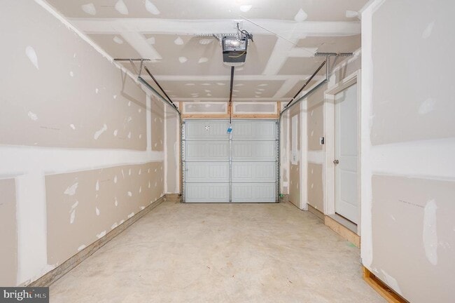 Building Photo - 115 Tuxford Rd