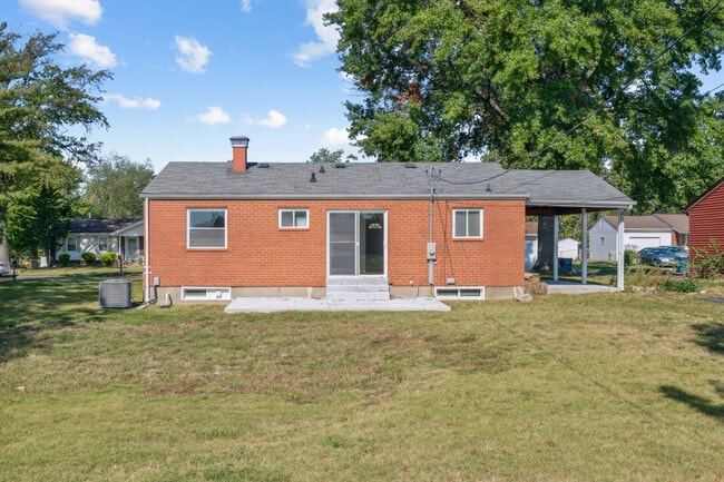 Building Photo - 5328 Cherryview Ln