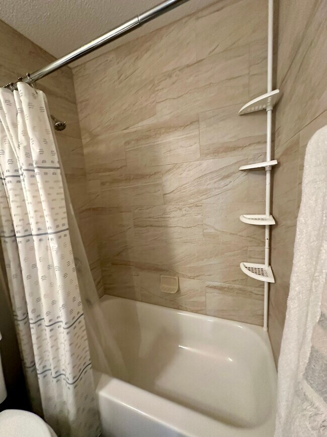 Building Photo - 45 Folly Field Rd