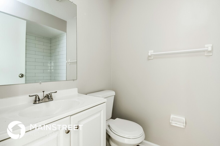 Building Photo - 104 Summerhill Ct