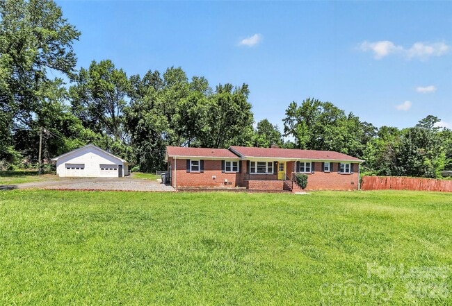 Building Photo - 6901 Ridge Ln Rd