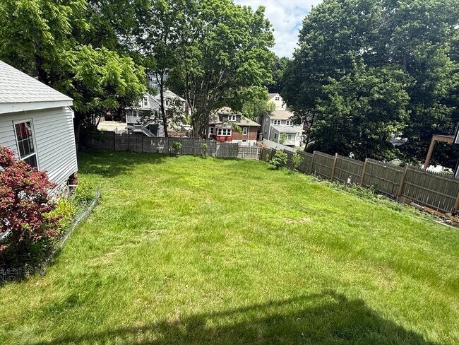 Building Photo - 87 Glendower Rd