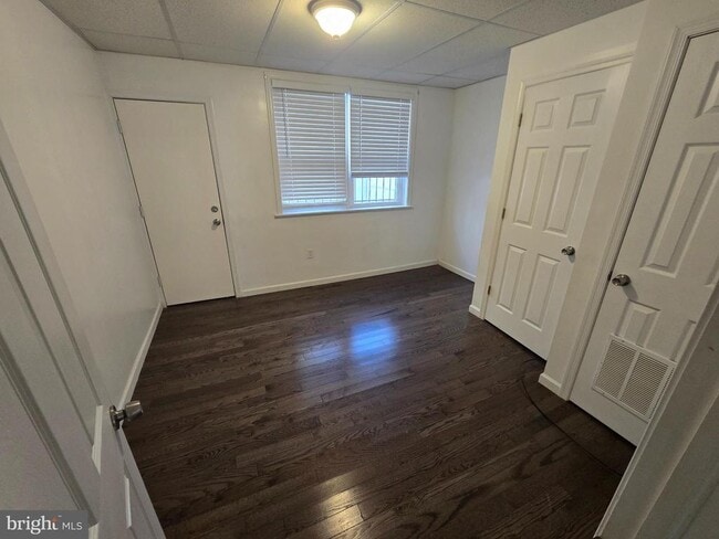 Building Photo - 712 S Randolph St