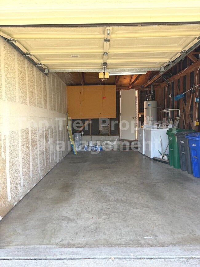 Building Photo - ***Charming 2 bed / 2 bath Townhome in Coastal Carlsbad - Available NOW***