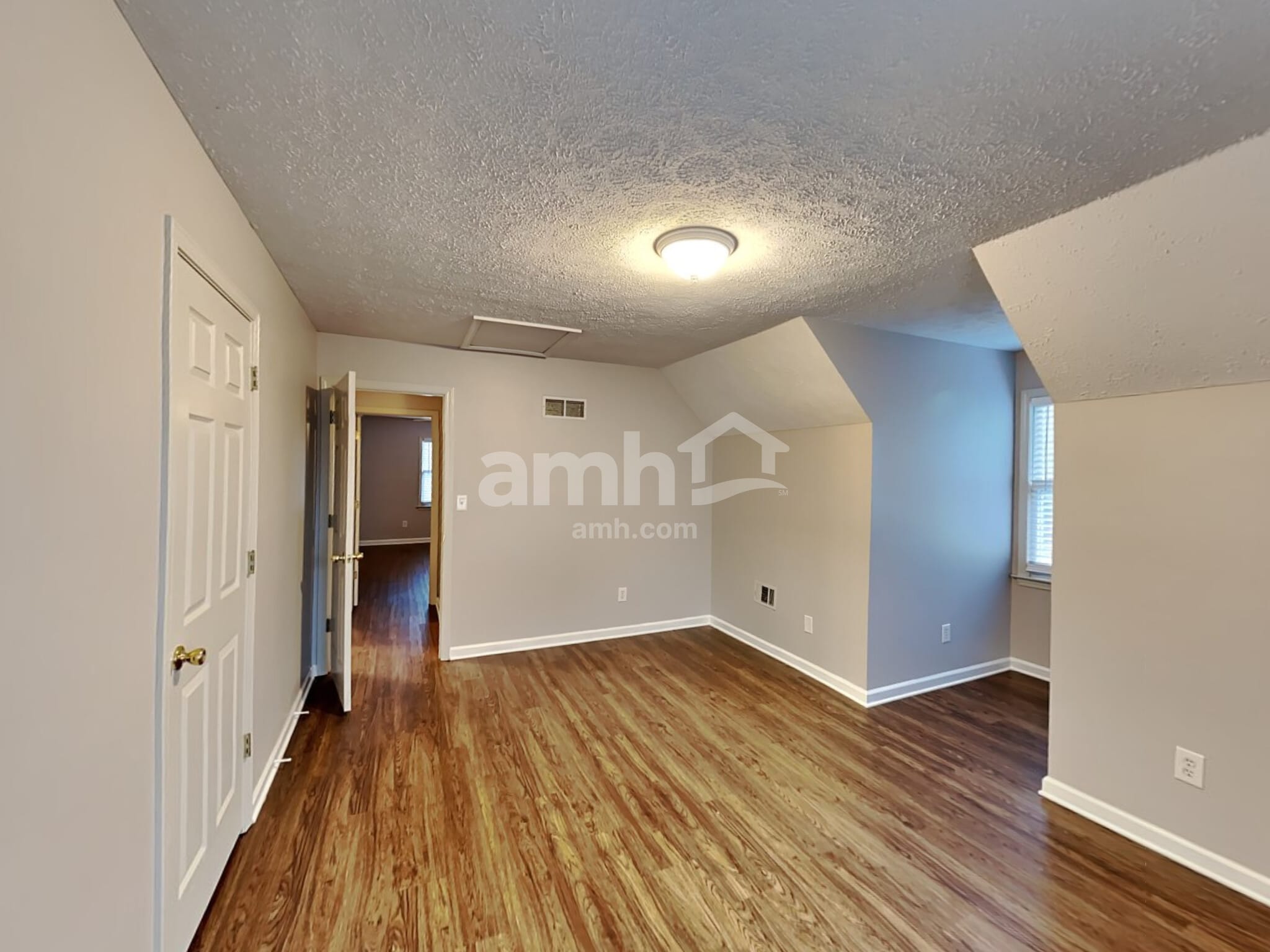 Building Photo - 420 Etowah Valley Way