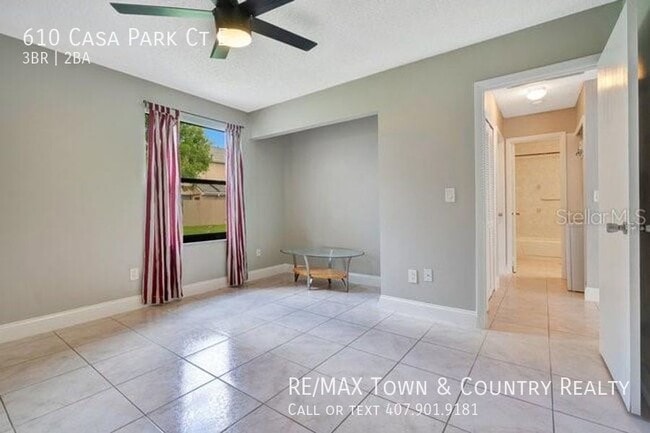 Building Photo - Casa Park Townhome For Rent in Tuscawilla!