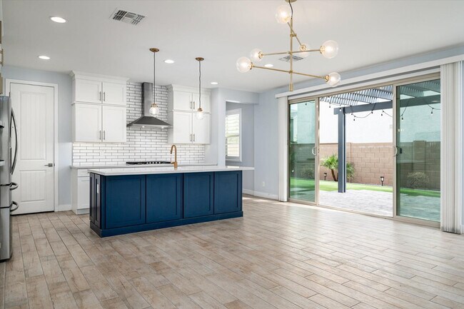 Building Photo - 25822 N 20th Ln