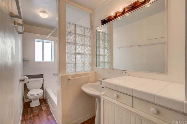 Building Photo - 223 24th St