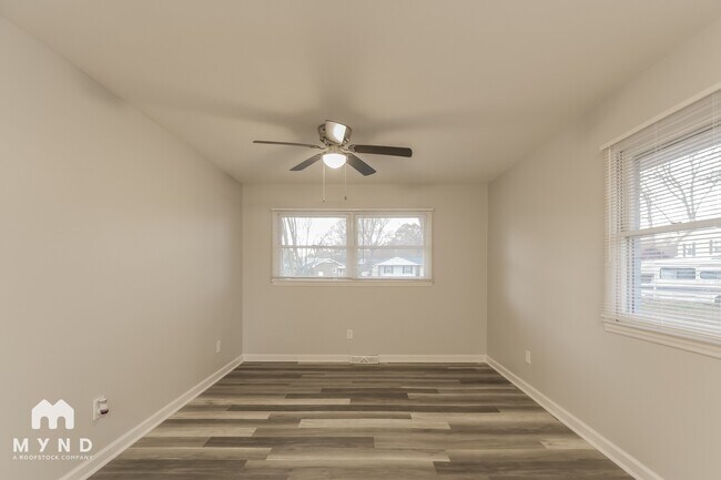 Building Photo - 2916 Dunsinane Ct