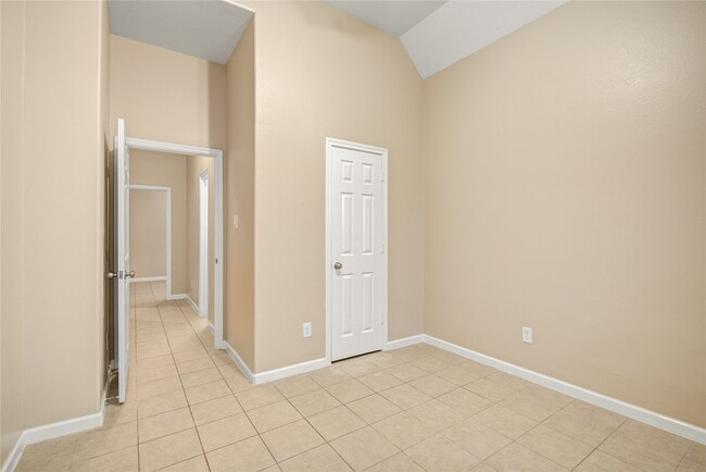 Building Photo - 10506 Pleasant Villas Ln