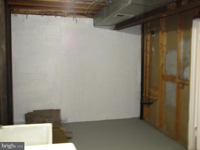 Building Photo - 5844 Rock Forest Ct
