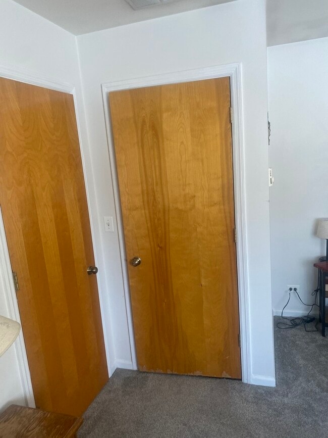 Building Photo - 155 Seymour Ave