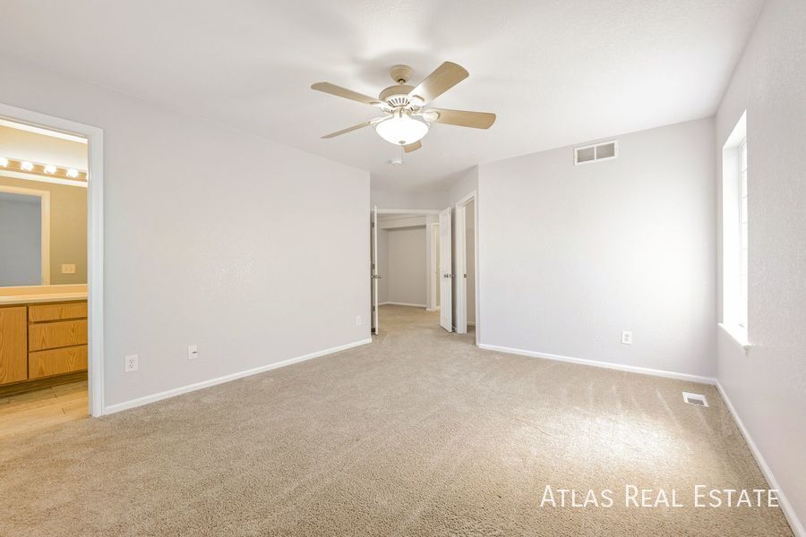 Building Photo - 4834 N Genoa St