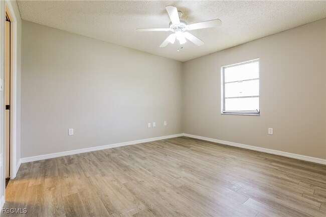 Building Photo - 4333 Targee Ave