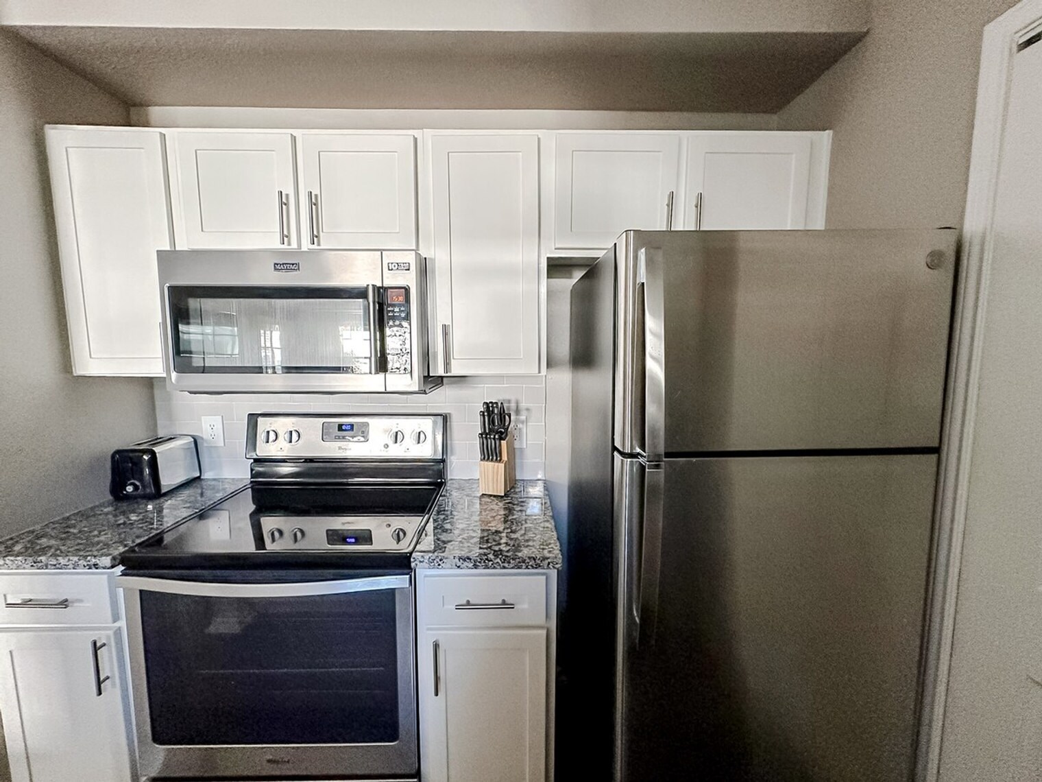 Building Photo - 6225 Saratoga Blvd