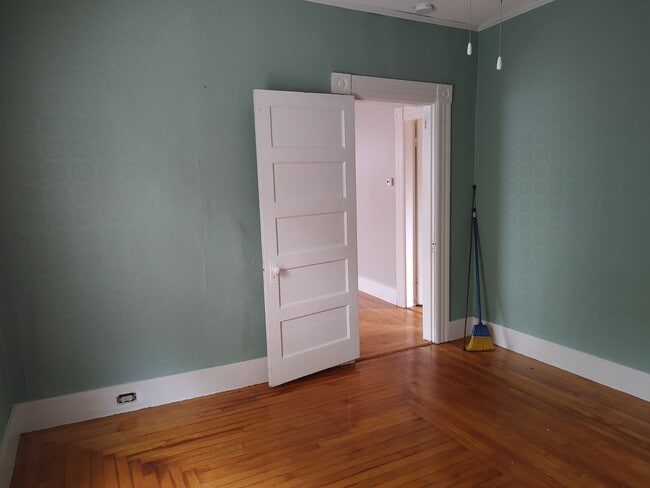Bedroom2 - 44 Reservoir Ave