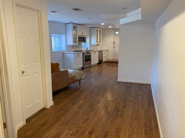 Building Photo - 27 Seaton Plz NE